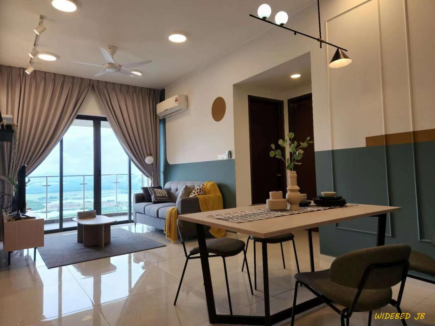 Guest house Country Garden Danga Bay By Widebed Jb
