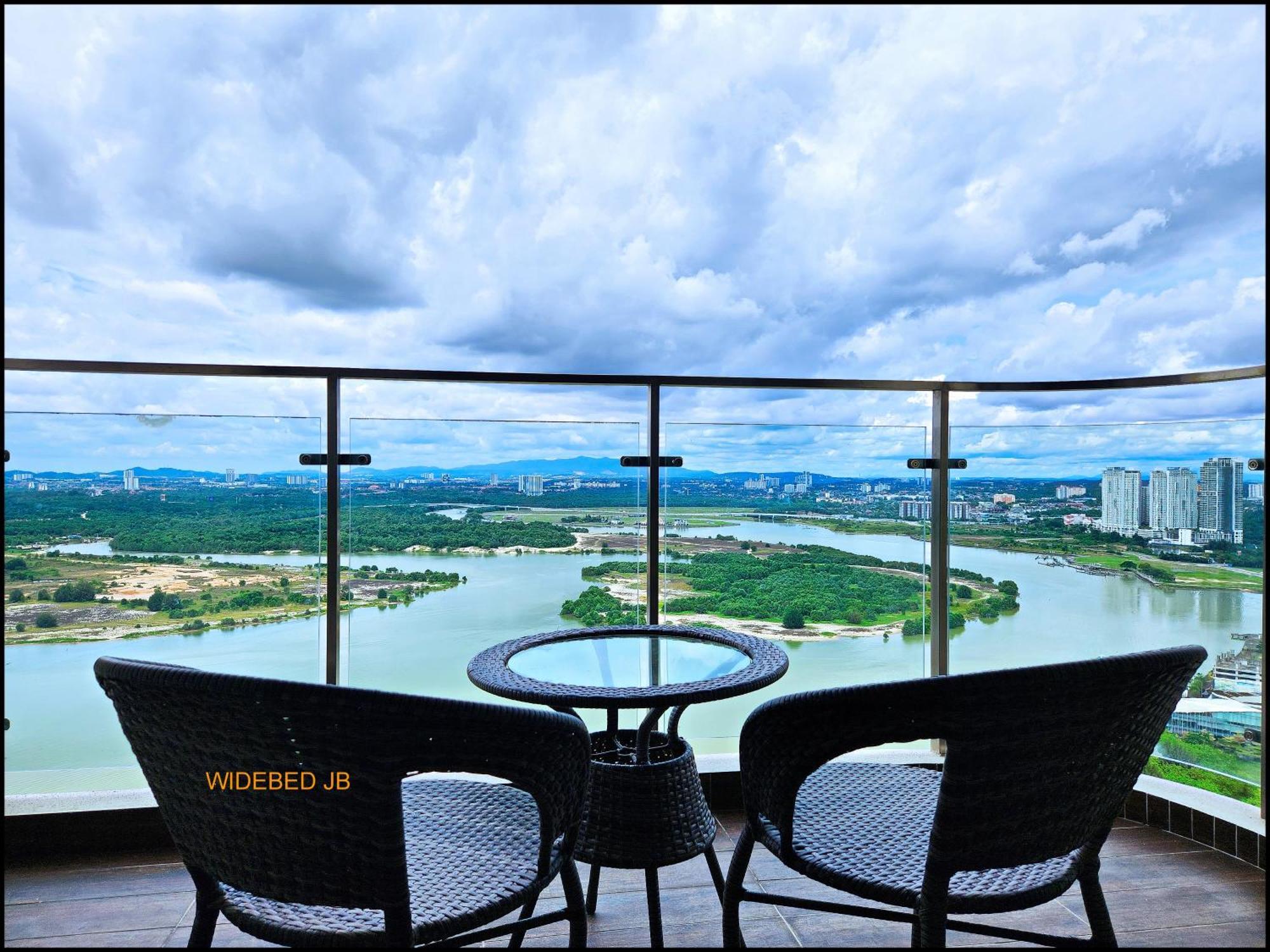 Country Garden Danga Bay By Widebed Jb 5* Johor Bahru
