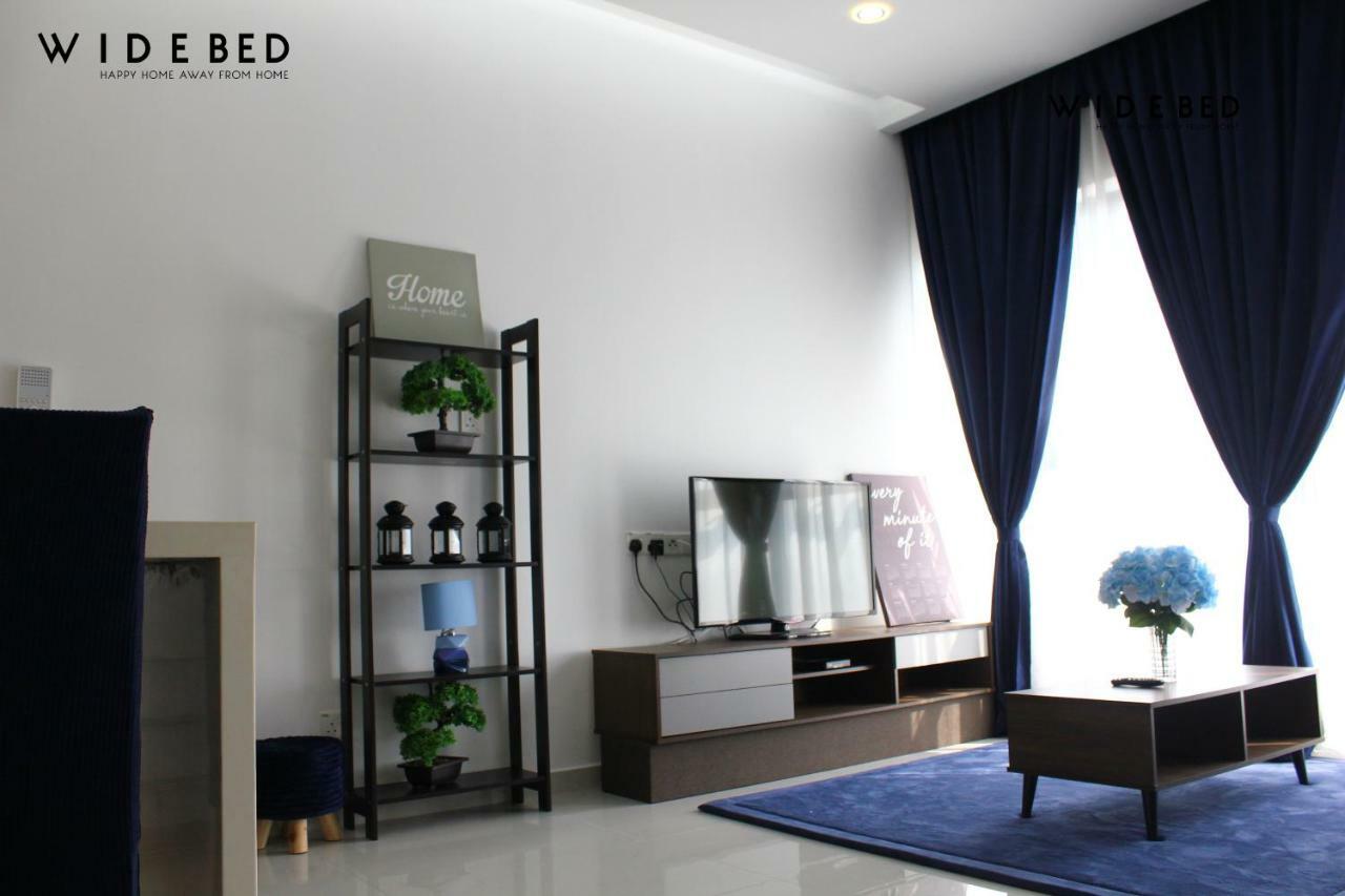 Country Garden Danga Bay By Widebed Jb Guest house
